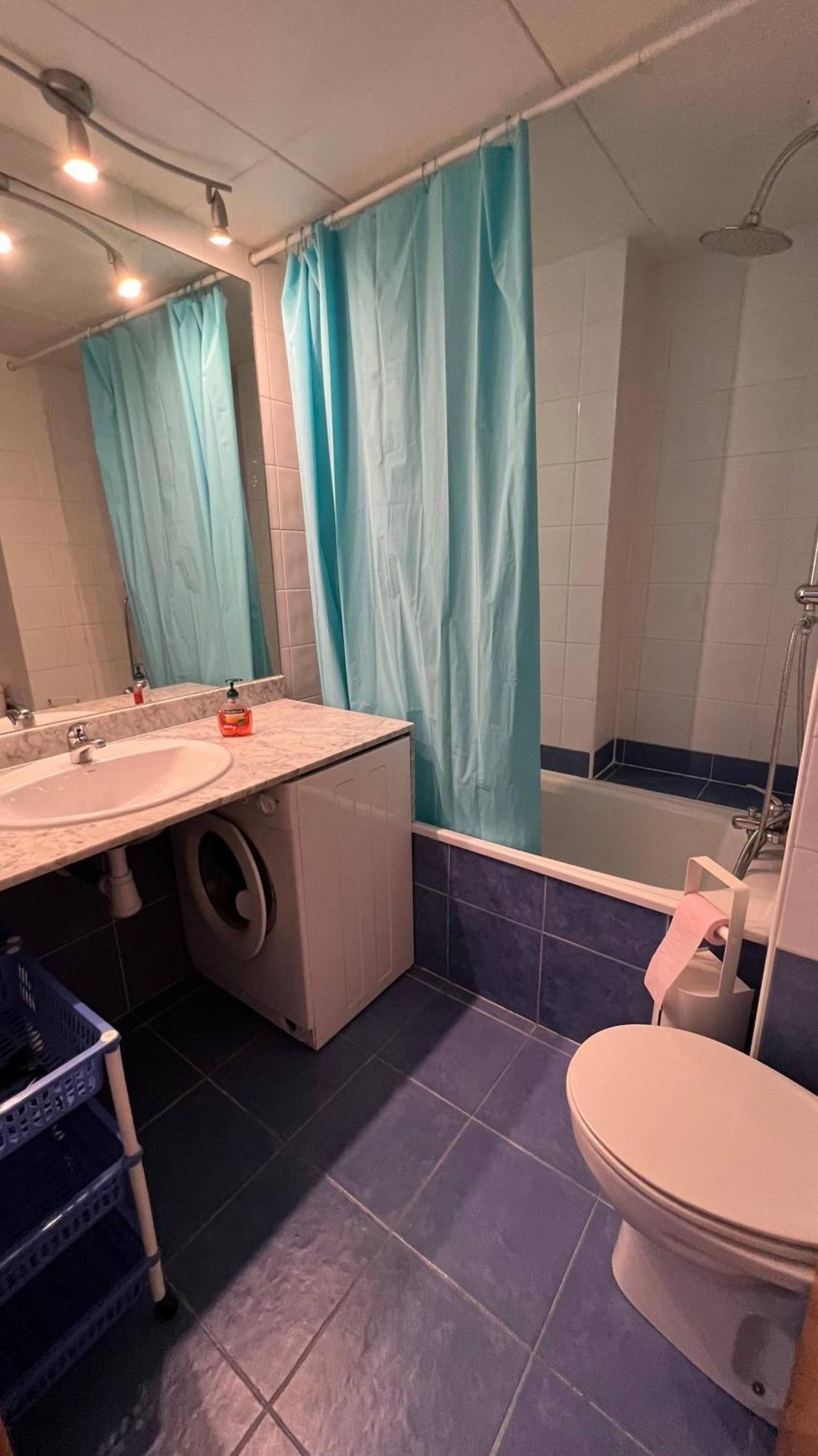 Apartamento Bonito piso en Roses con piscina y parking Exterior foto