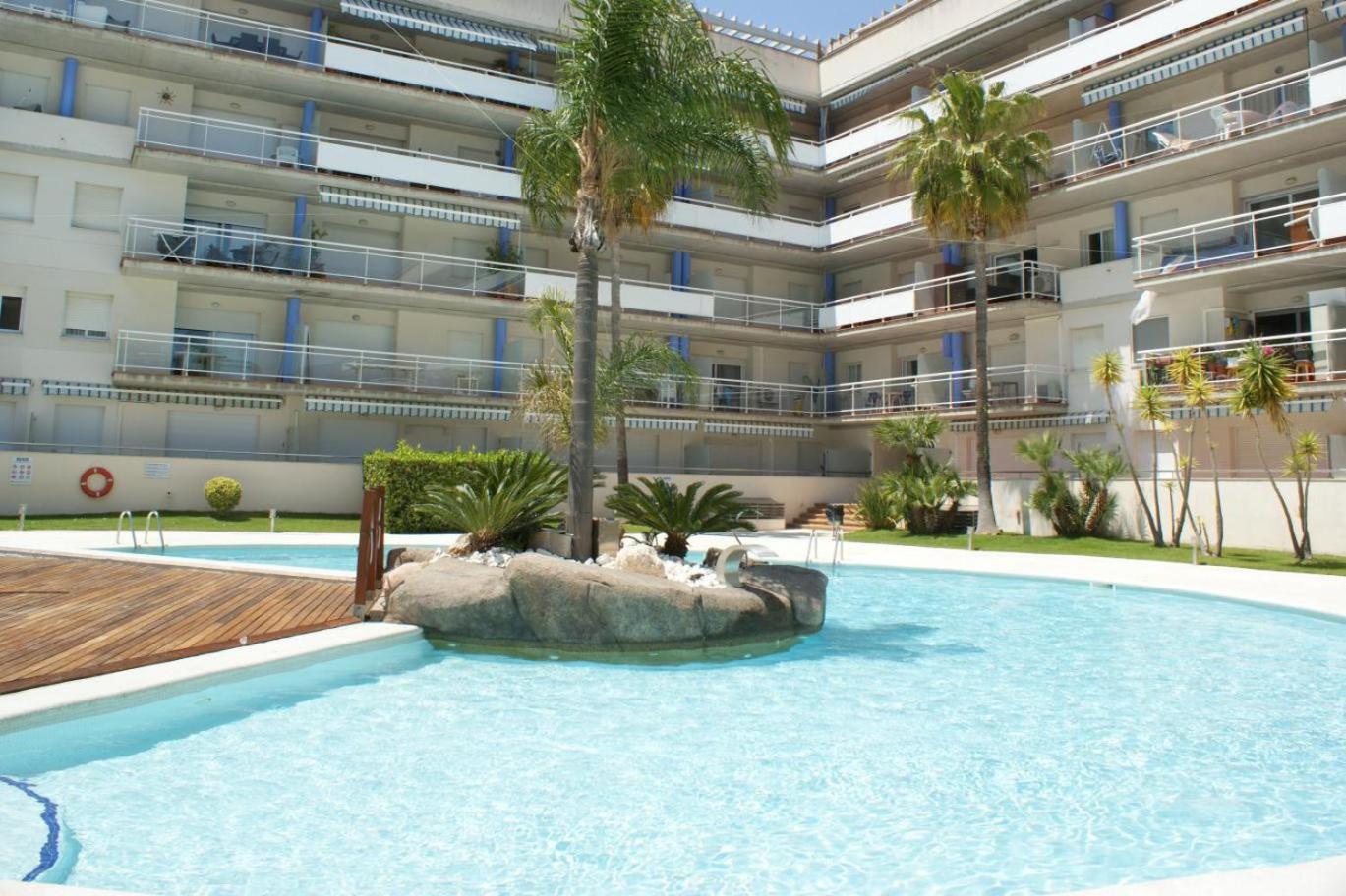 Apartamento Bonito piso en Roses con piscina y parking Exterior foto