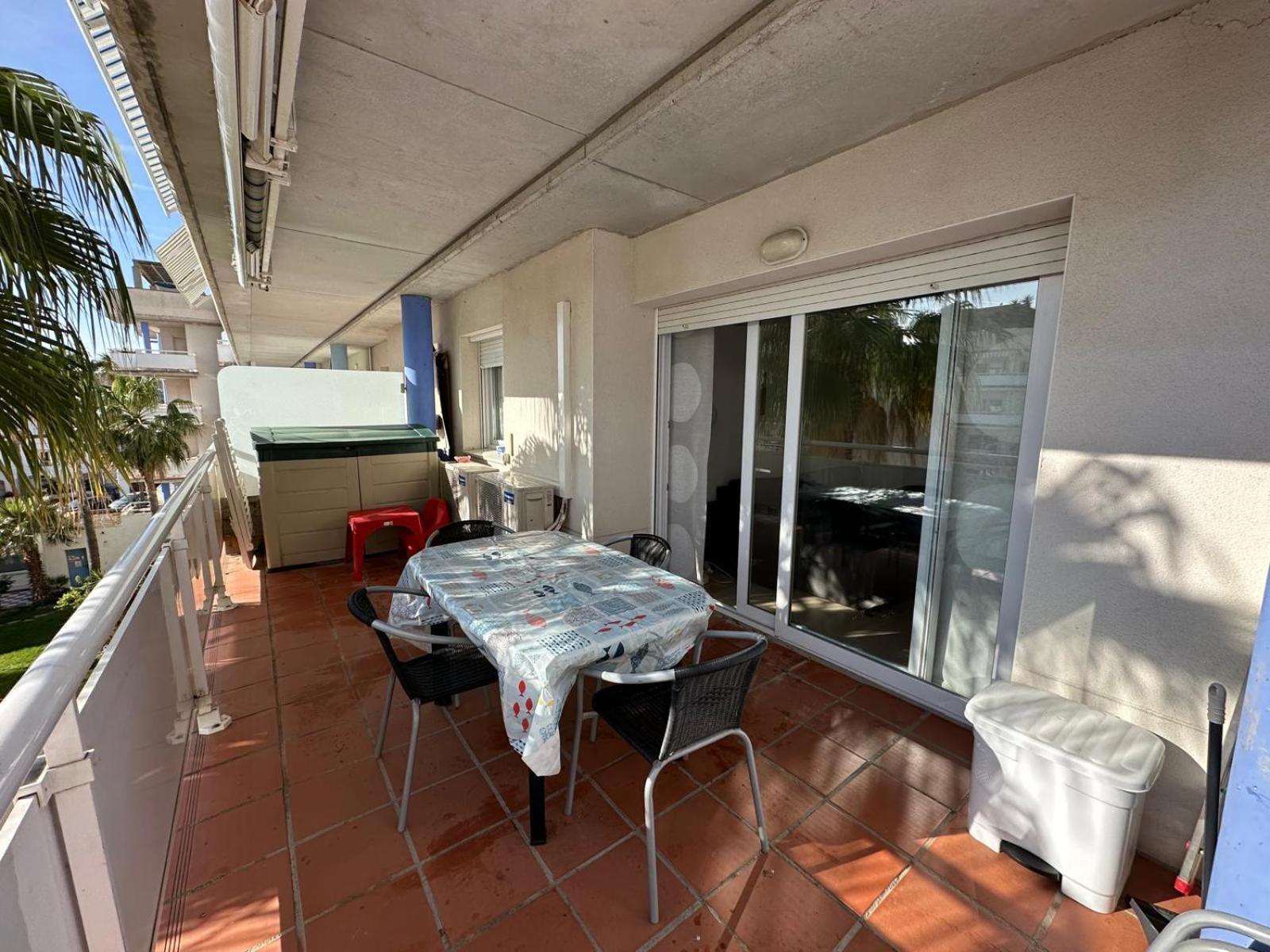 Apartamento Bonito piso en Roses con piscina y parking Exterior foto